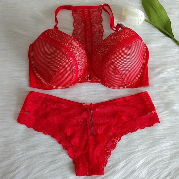 Victoria's Secret Other - 36D VS VERY SEXY PUSH-UP BRA+ CHEEKY PANTY M.